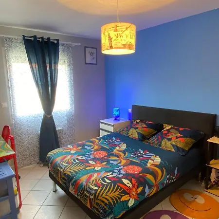 Des Chemins Holiday home *